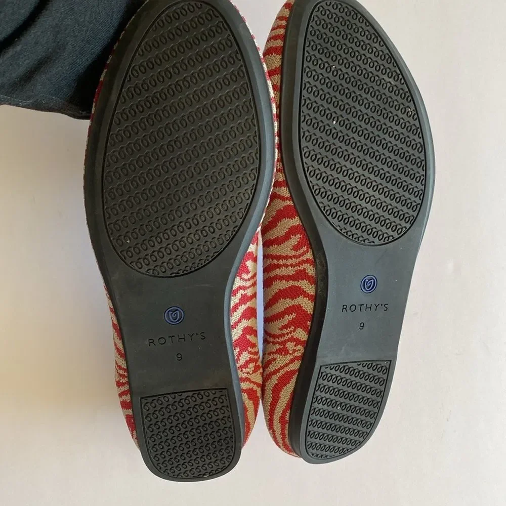 Rothy’s loafer red zebra women’s 9 nine tan EUC slip on retired